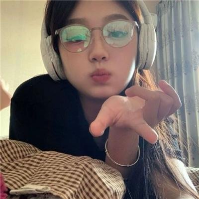 不爱江山爱美人